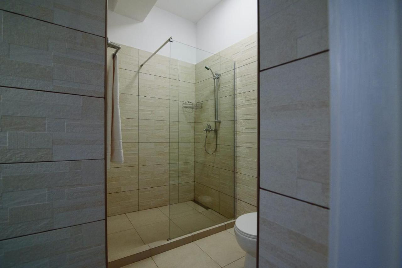Apartament Macy มามายา ภายนอก รูปภาพ